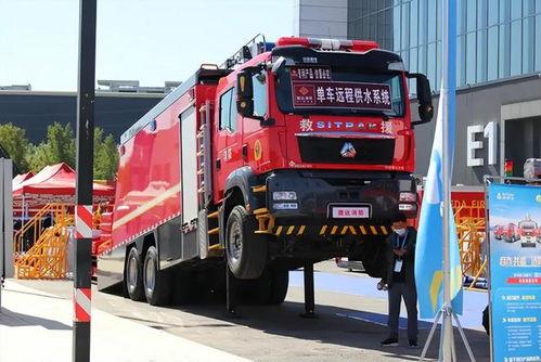 吉林网友爆料消防车视频,消防车紧急出动，英勇救援现场！