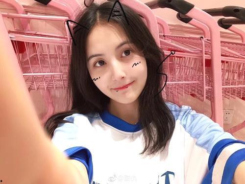 美女被男生爆料视频,真相与争议 第3张 美女被男生爆料视频,真相与争议 第3张