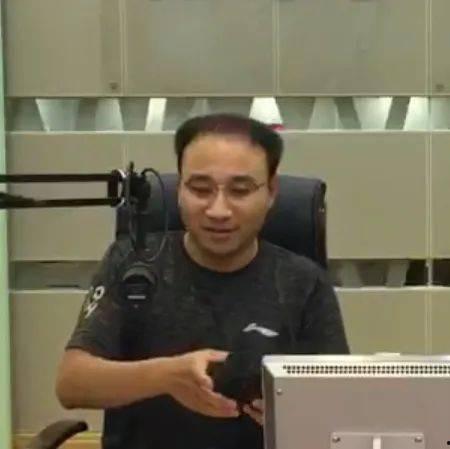古越最新直播爆料王天一,王天一神秘面纱背后的故事 第3张 古越最新直播爆料王天一,王天一神秘面纱背后的故事 第3张