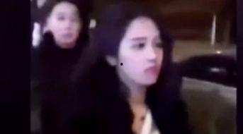 爆料街头女人视频大全,揭秘都市女性的时尚魅力 第2张 爆料街头女人视频大全,揭秘都市女性的时尚魅力 第2张