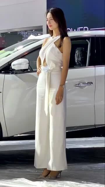 苏宁车模的最新爆料,神秘车型首度曝光，性能与颜值并存