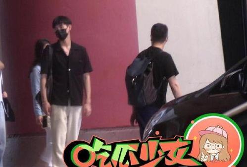 爆料娱乐圈鞋王是谁啊百度云,揭秘百度云爆料的神秘人物 第3张 爆料娱乐圈鞋王是谁啊百度云,揭秘百度云爆料的神秘人物 第3张