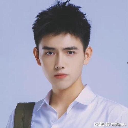 天涯爆料邓为吴磊视频,邓为吴磊亲密互动视频曝光，网友热议