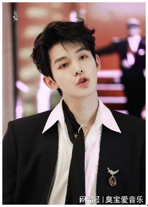 天涯爆料邓为吴磊视频,邓为吴磊亲密互动视频曝光,网友热议 第3张 天涯爆料邓为吴磊视频,邓为吴磊亲密互动视频曝光,网友热议 第3张