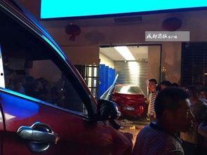 四川女司机爆料被撞视频,惊险一幕！行车记录仪记录下被撞全过程