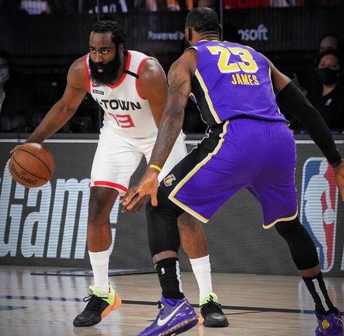 nba湖人最新爆料视频,揭秘新赛季备战细节与球员动态”  第3张